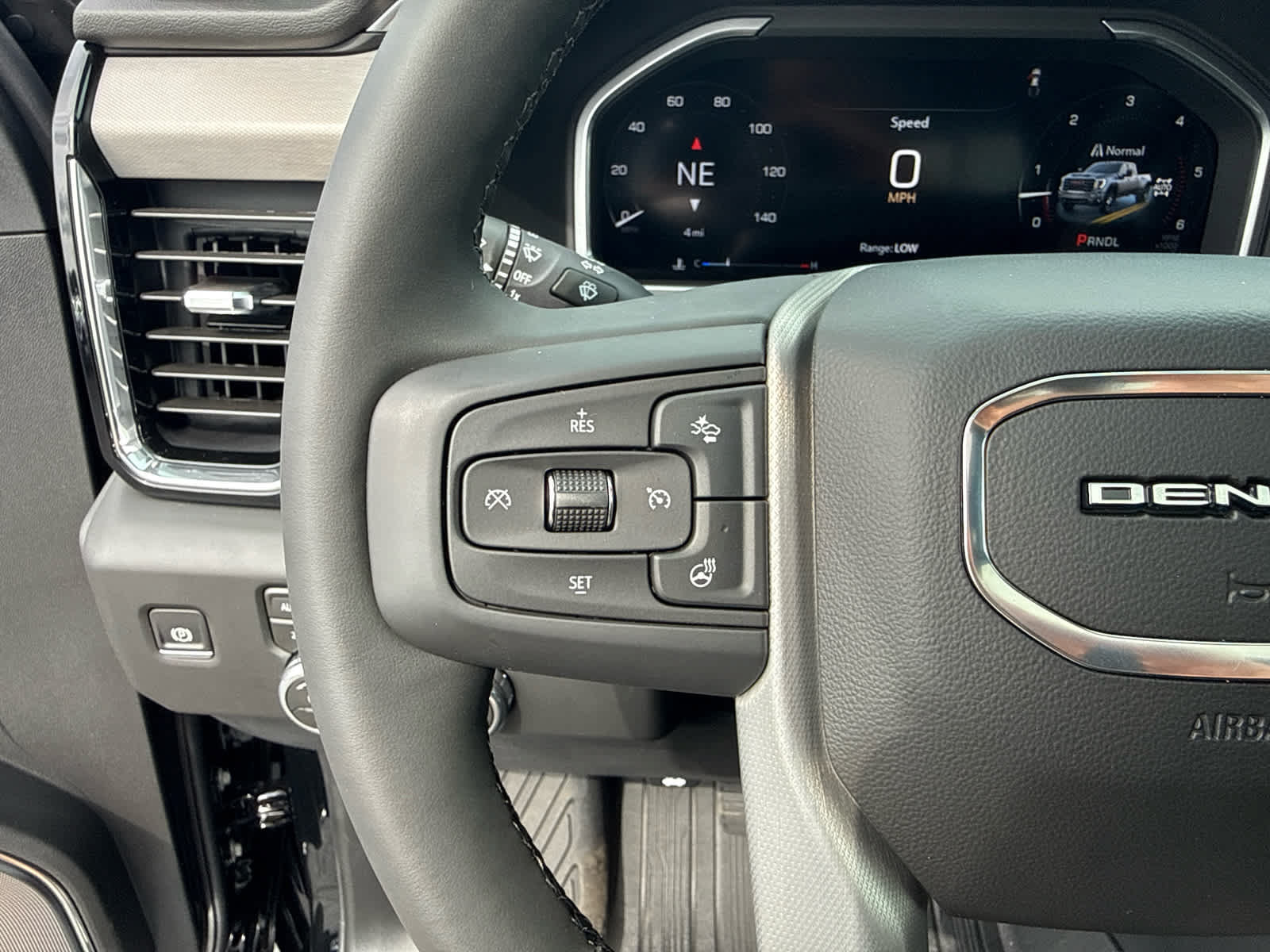 New 2026 GMC Sierra 3500 Denali w/ Technology Package AWD/4WD image 18