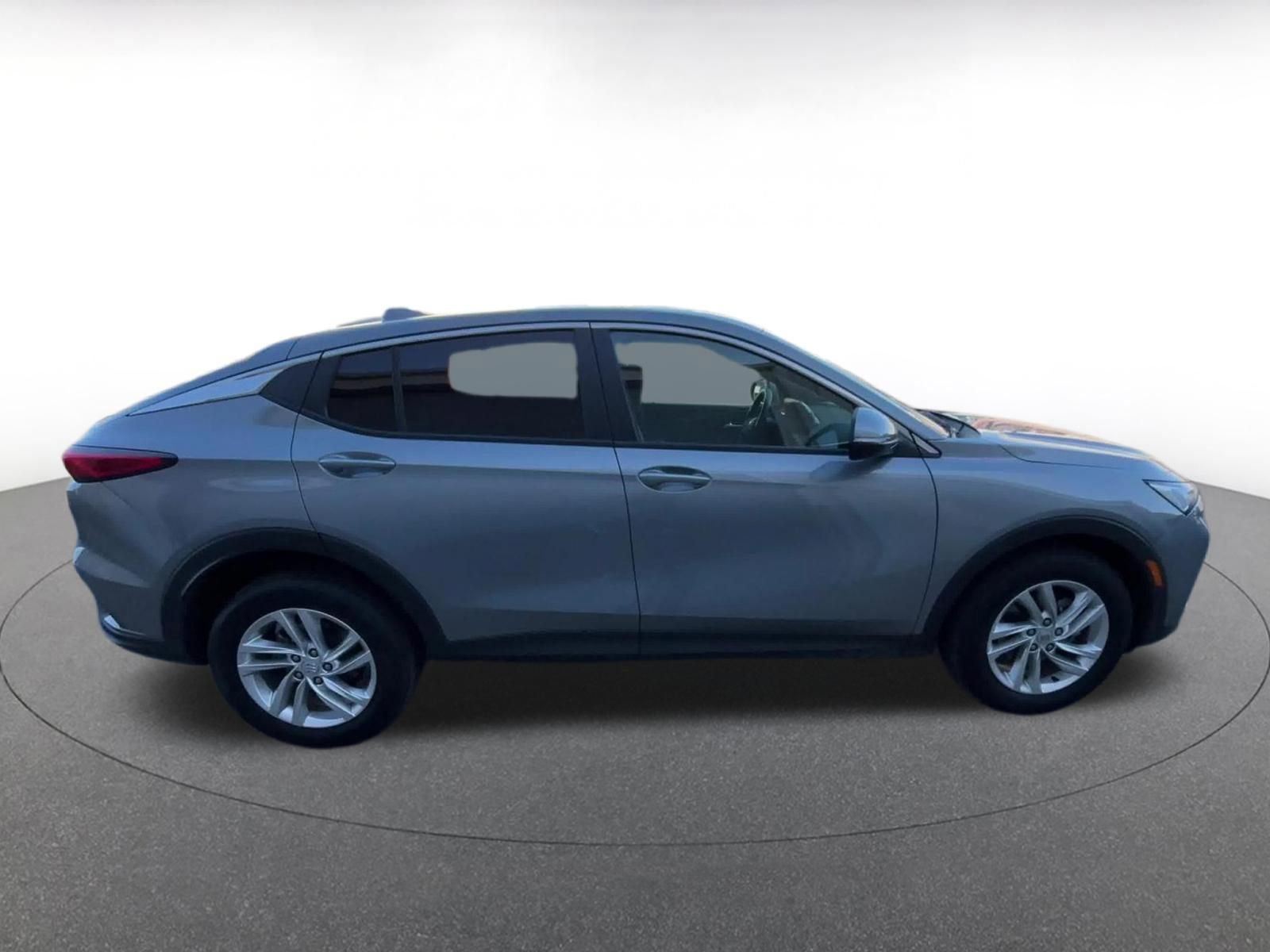 Used 2025 Buick Envista Preferred image 16