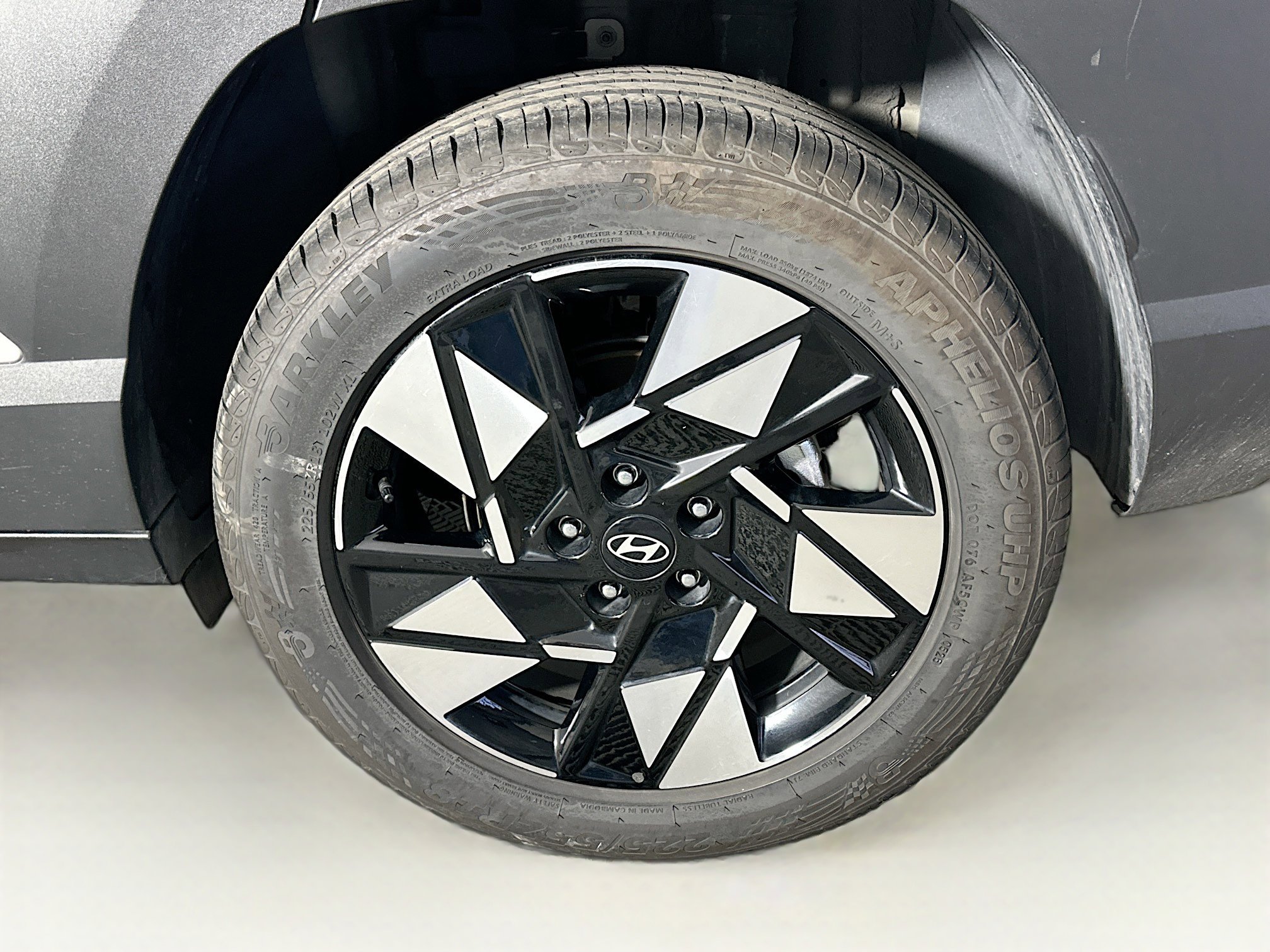 Used 2025 Hyundai Kona SEL image 11