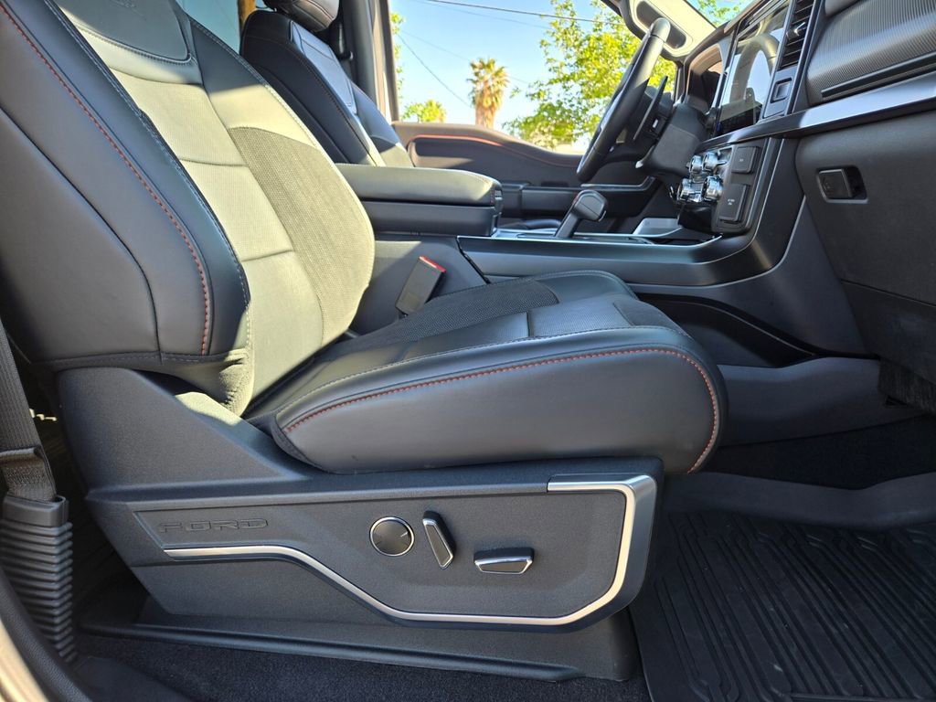 Used 2025 Ford F150 Raptor image 16