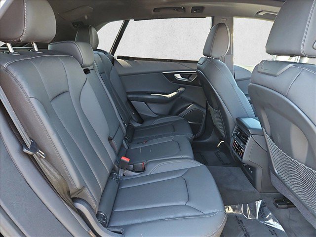 Used 2026 Audi Q8 Premium Plus AWD/4WD image 25