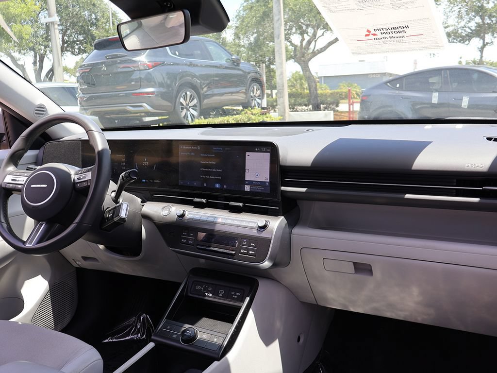Used 2024 Hyundai Kona SEL FWD image 28