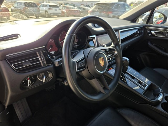 Used 2022 Porsche Macan image 20