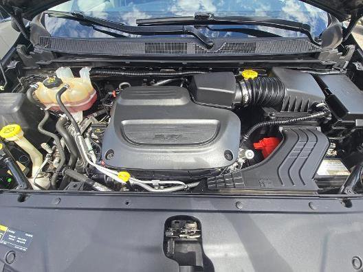 Used 2021 Chrysler Pacifica Touring-L FWD image 15