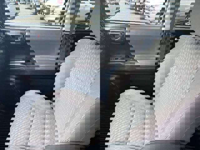 Used 2022 Toyota Tacoma SR5 image 10