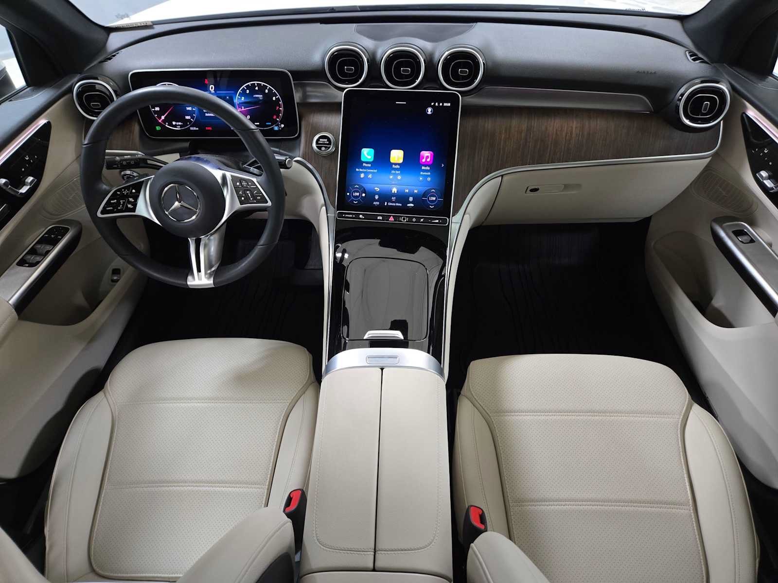 Certified 2026 Mercedes-Benz GLC 300 4MATIC image 18
