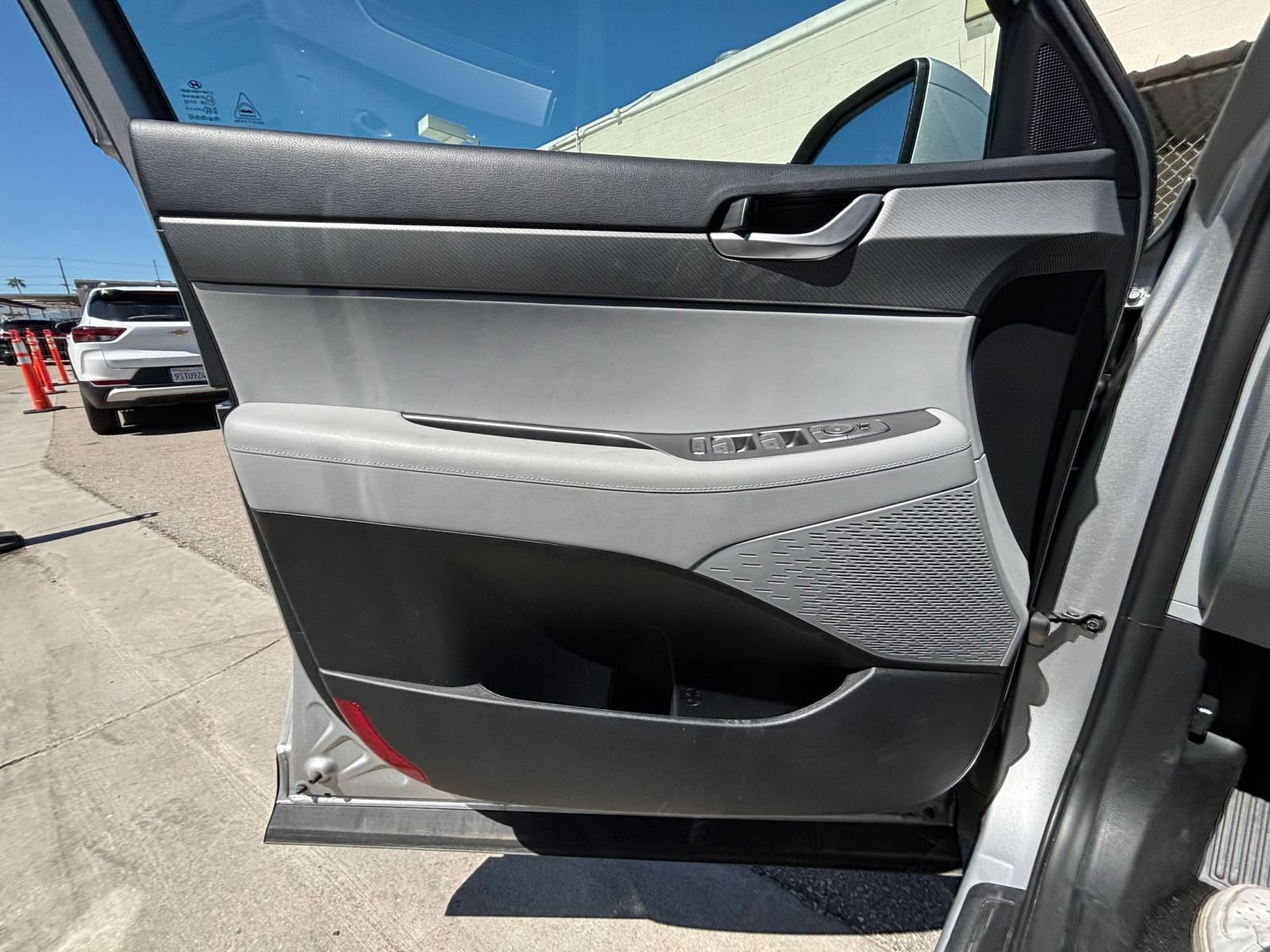 Used 2025 Hyundai Palisade SEL FWD image 18
