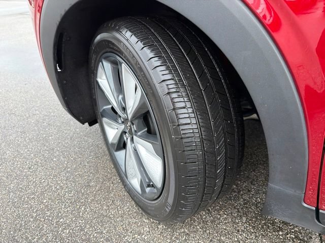 Certified 2023 Chevrolet Bolt EUV LT w/ Convenience Package FWD image 10