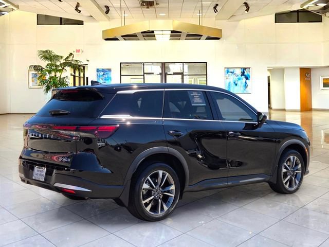 Certified 2026 INFINITI QX60 Pure w/ Cargo Package AWD/4WD image 5