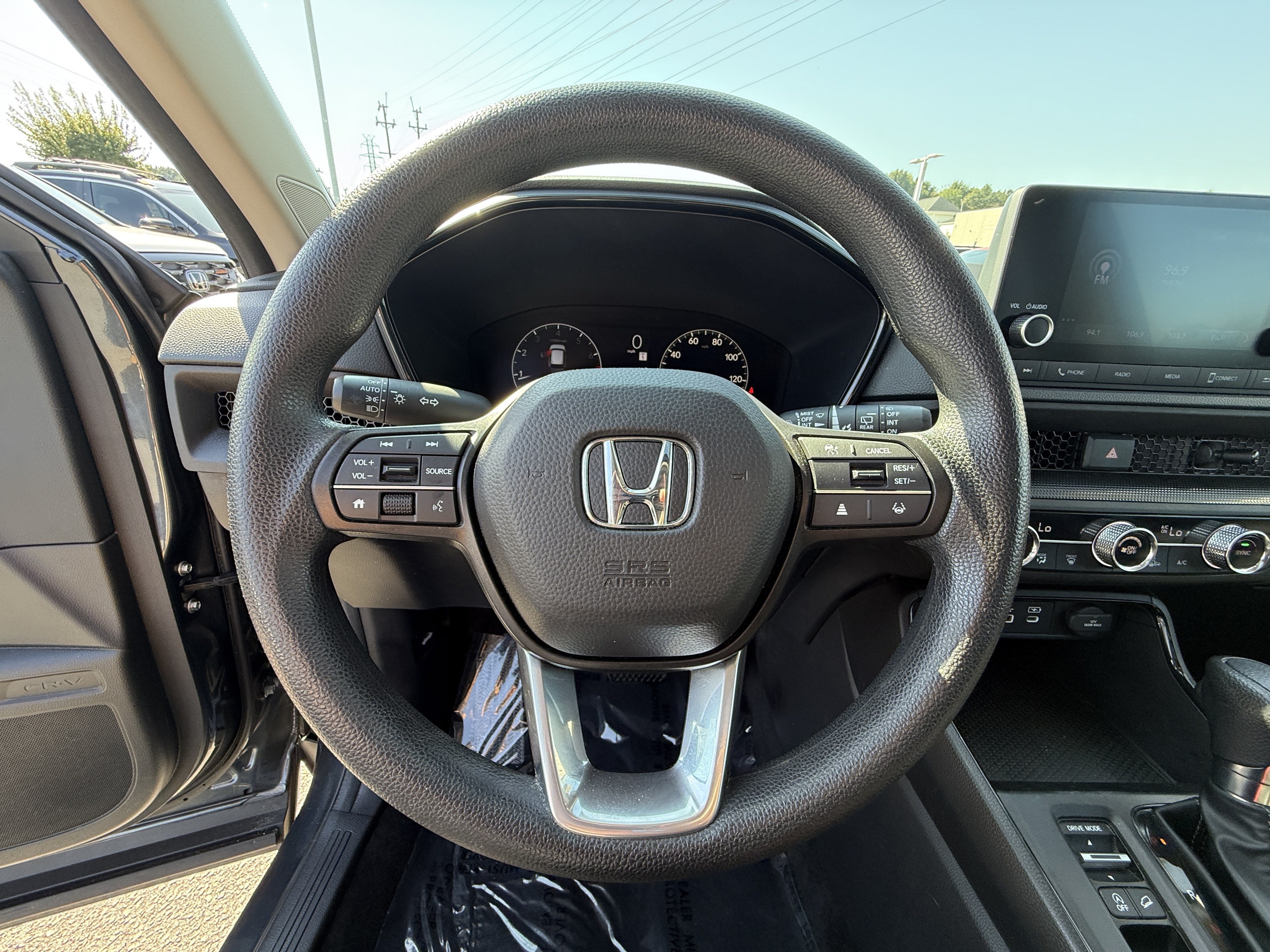 Used 2025 Honda CR-V EX image 18