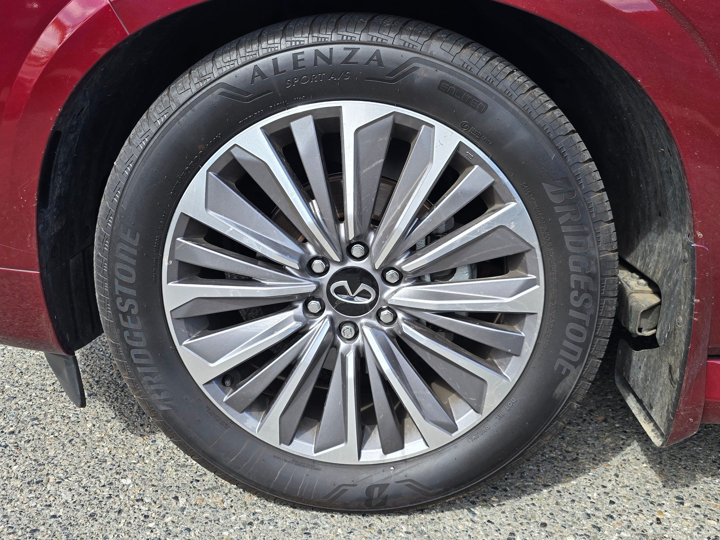 Used 2025 INFINITI QX80 Luxe AWD/4WD image 9