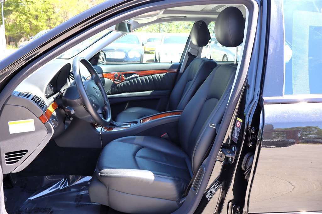 Used 2005 Mercedes-Benz E 500 4MATIC Sedan image 15