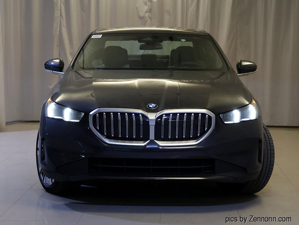 New 2026 BMW 530i xDrive w/ Premium Package AWD/4WD image 5