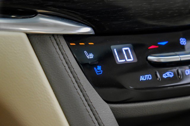 Used 2023 Cadillac XT6 Premium Luxury AWD/4WD image 29