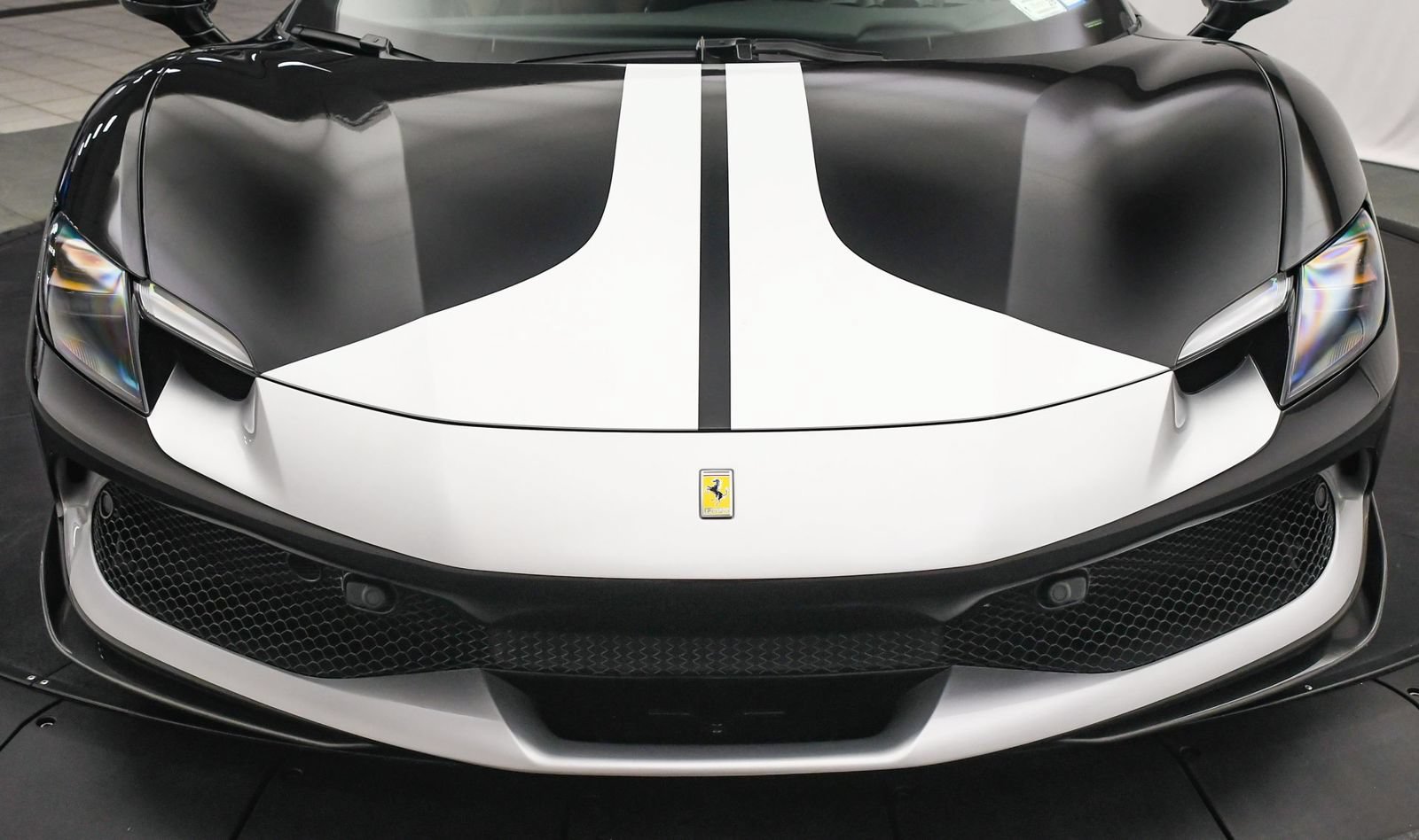 Used 2022 Ferrari 296 GTB RWD image 24