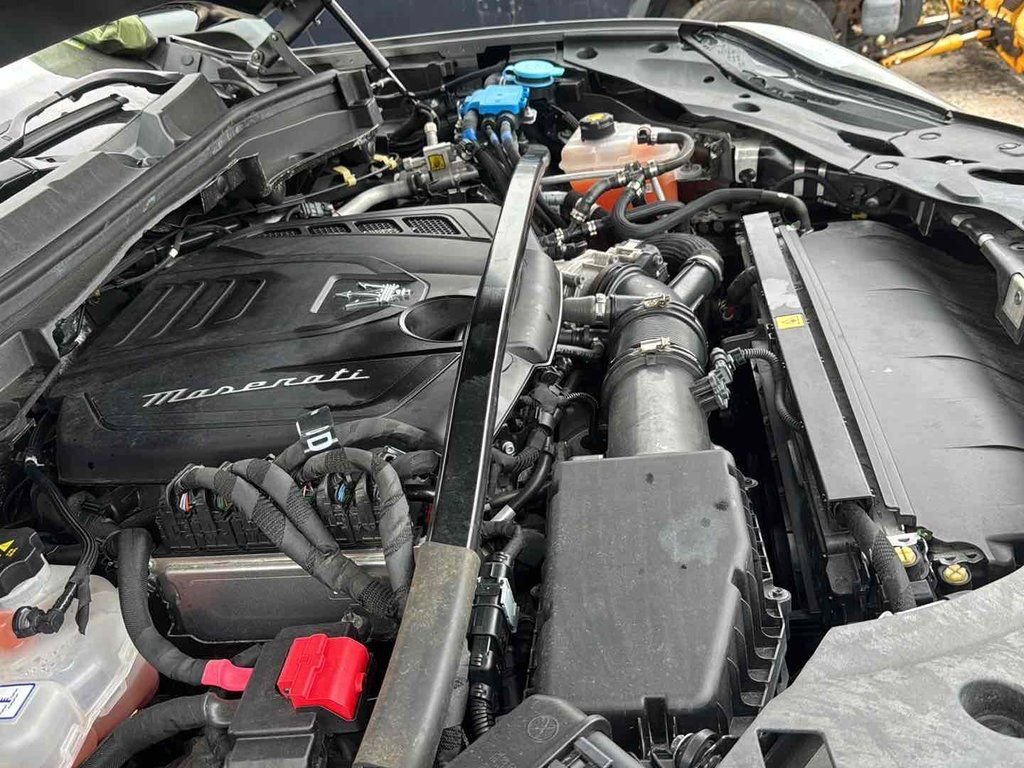 Used 2023 Maserati Grecale GT AWD/4WD image 34