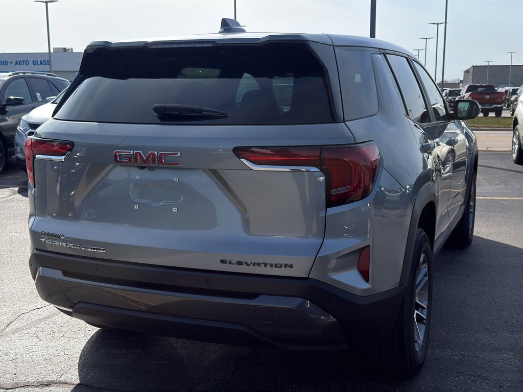 Used 2025 GMC Terrain Elevation image 5