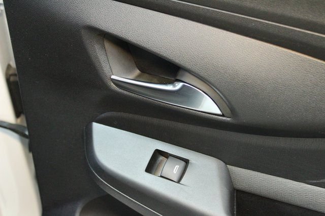 Used 2025 Buick Envista Avenir FWD image 13