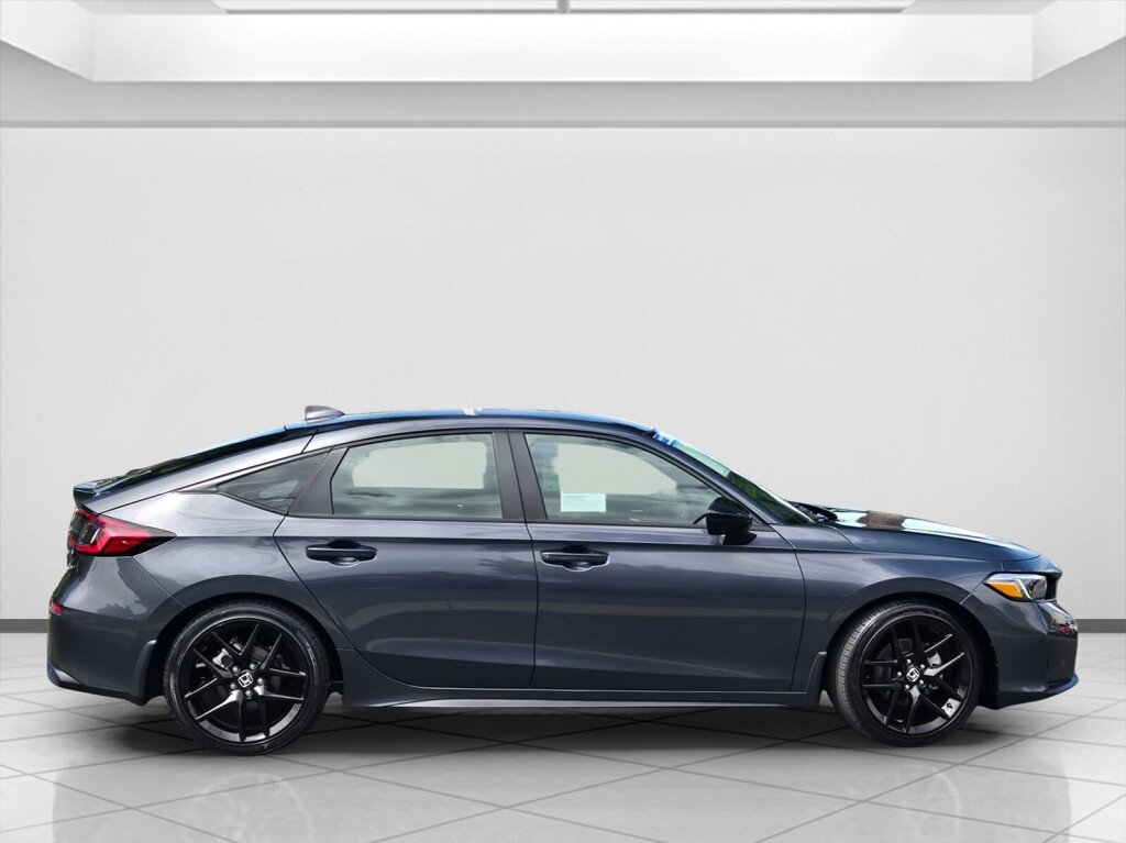 Certified 2025 Honda Civic Sport image 4