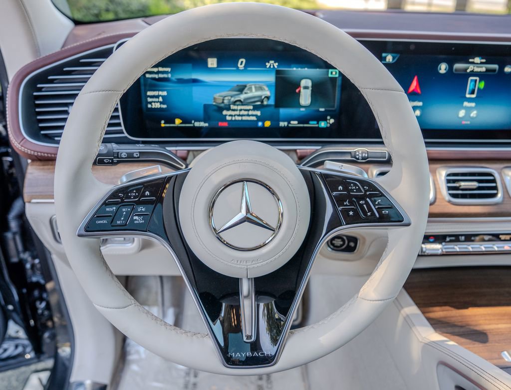 Used 2026 Mercedes-Benz Maybach GLS 600 4MATIC image 5