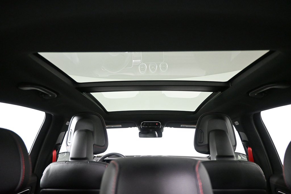 Used 2024 Mercedes-Benz GLC 43 AMG 4MATIC image 19