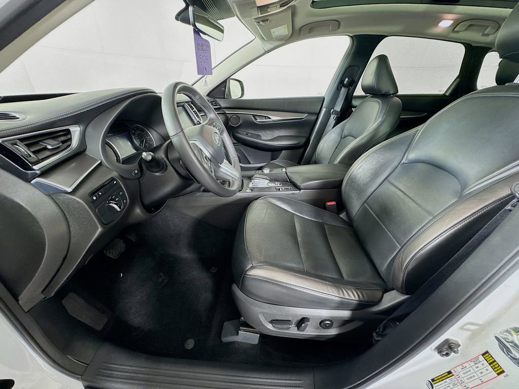 Certified 2023 INFINITI QX50 Luxe FWD image 25