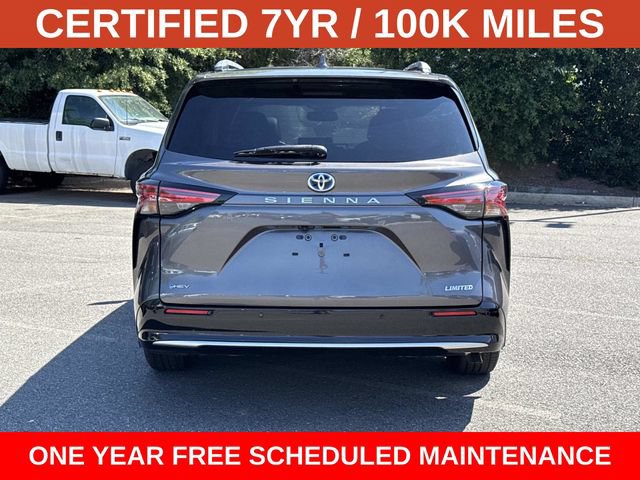 Used 2025 Toyota Sienna Limited FWD image 3
