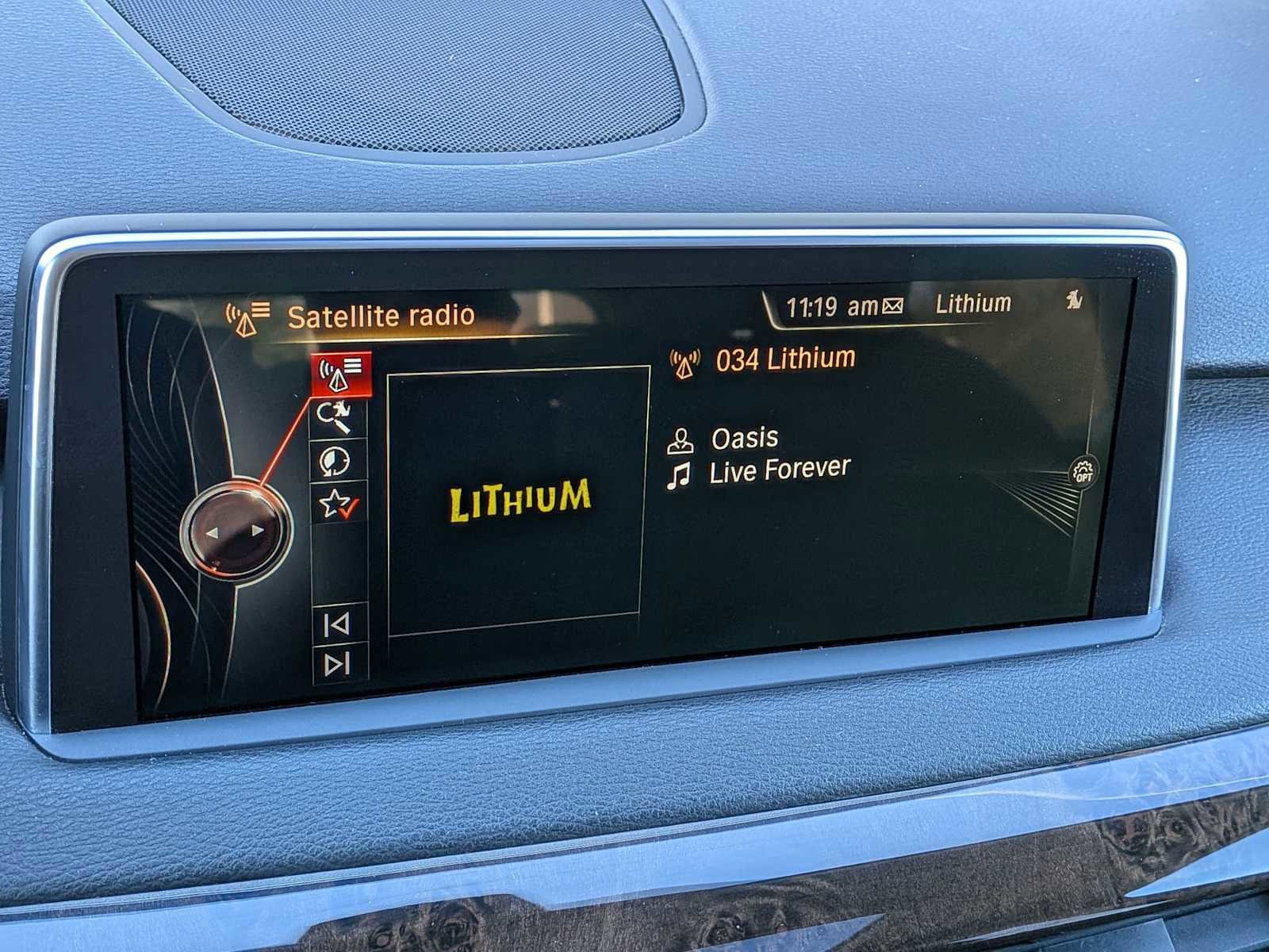 Used 2016 BMW X5 xDrive35i w/ Premium Package image 28