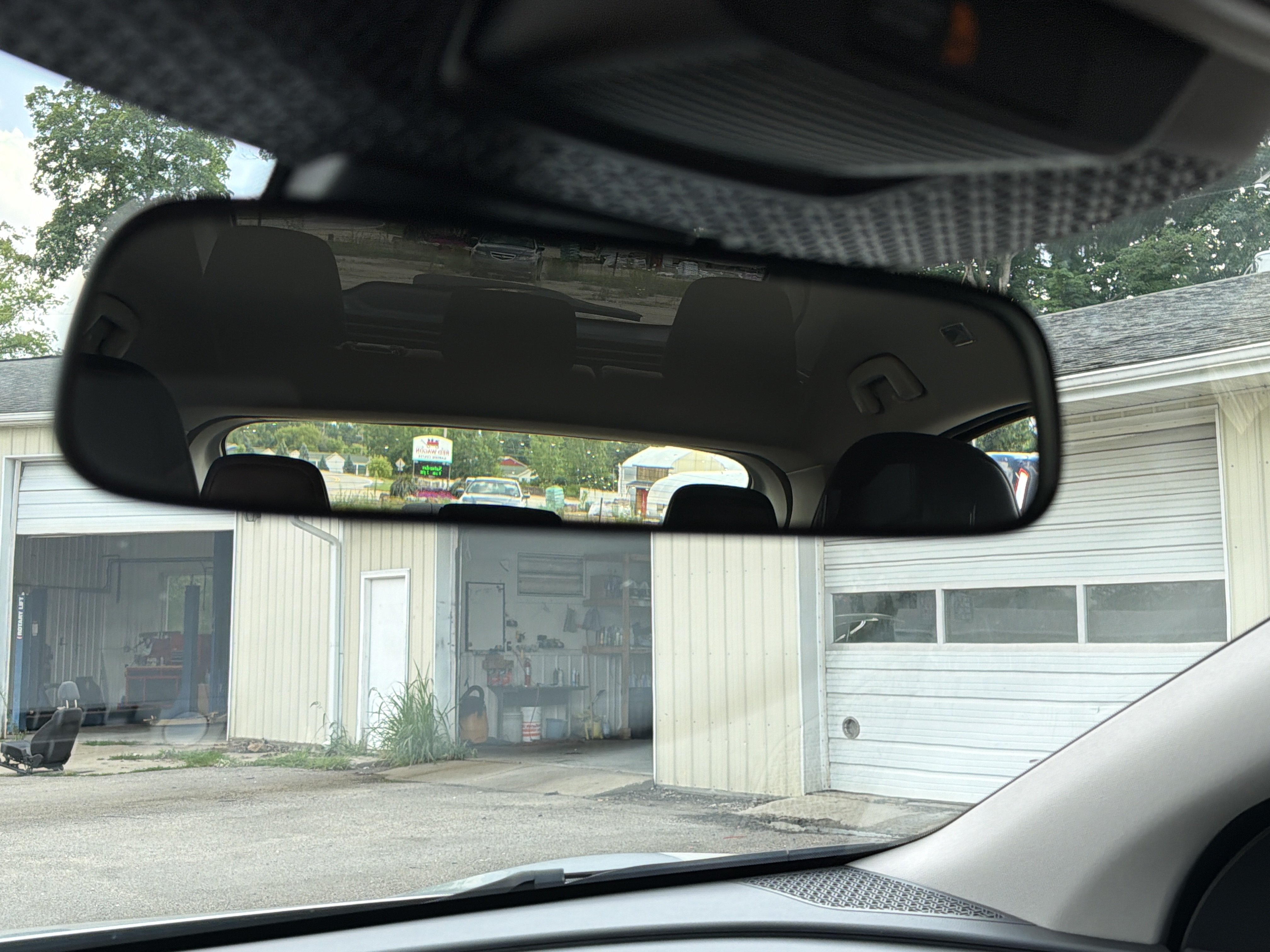 Used 2023 Nissan Ariya FWD image 27