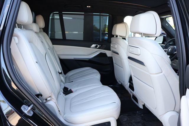 Used 2025 BMW X7 xDrive40i w/ Executive Package AWD/4WD image 20