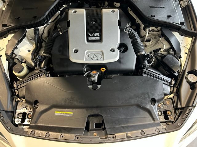 Used 2015 INFINITI Q50 Premium w/ Navigation Package AWD/4WD image 40