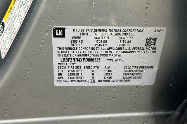 Used 2023 Buick Envision Essence image 33