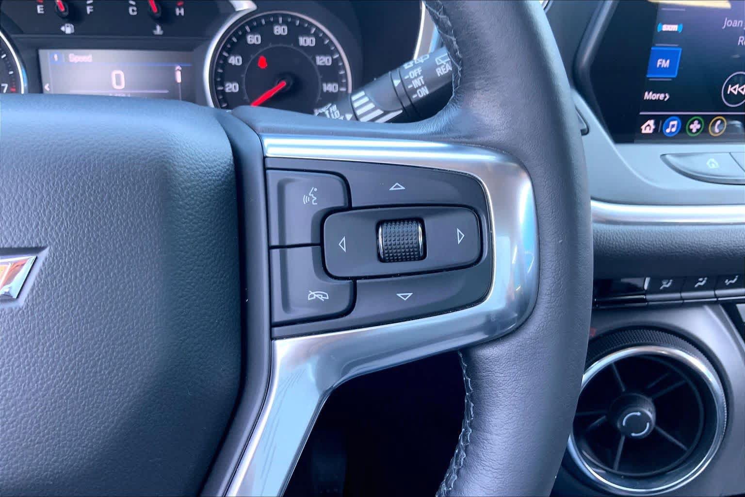 Used 2019 Chevrolet Blazer LT FWD image 24