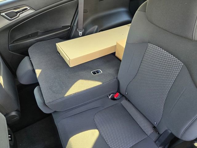 New 2026 Kia Sportage LX image 24