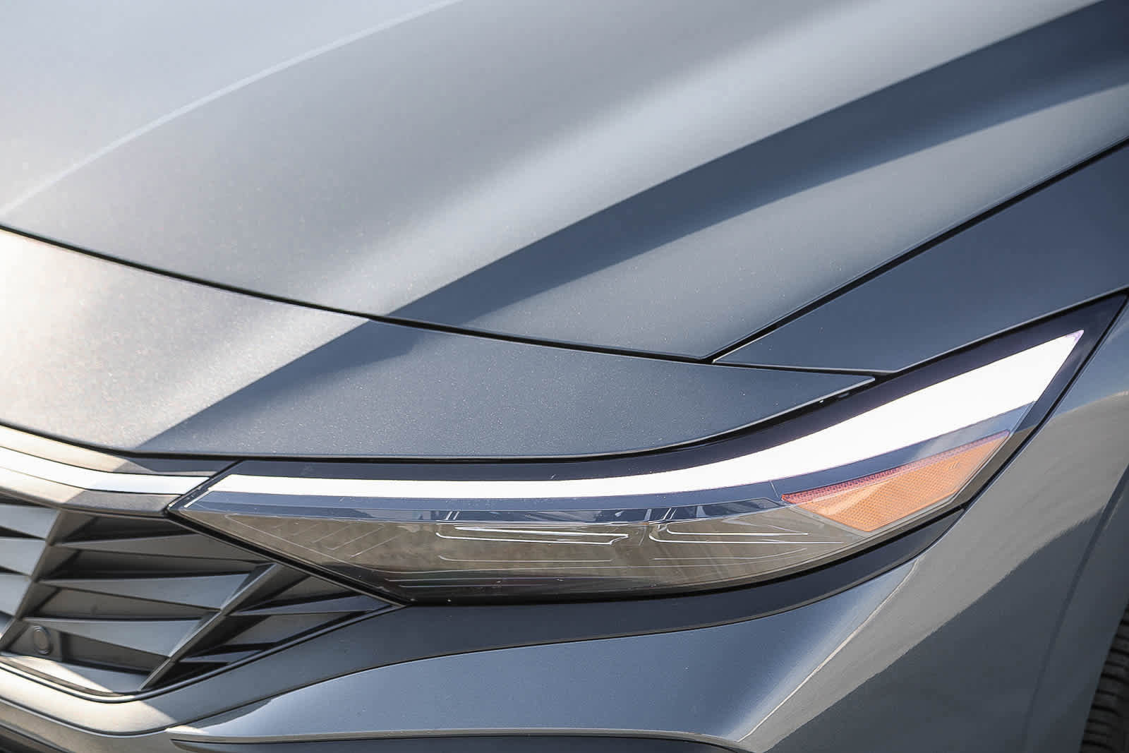 Used 2026 Hyundai Elantra Blue w/ Cargo Package image 8