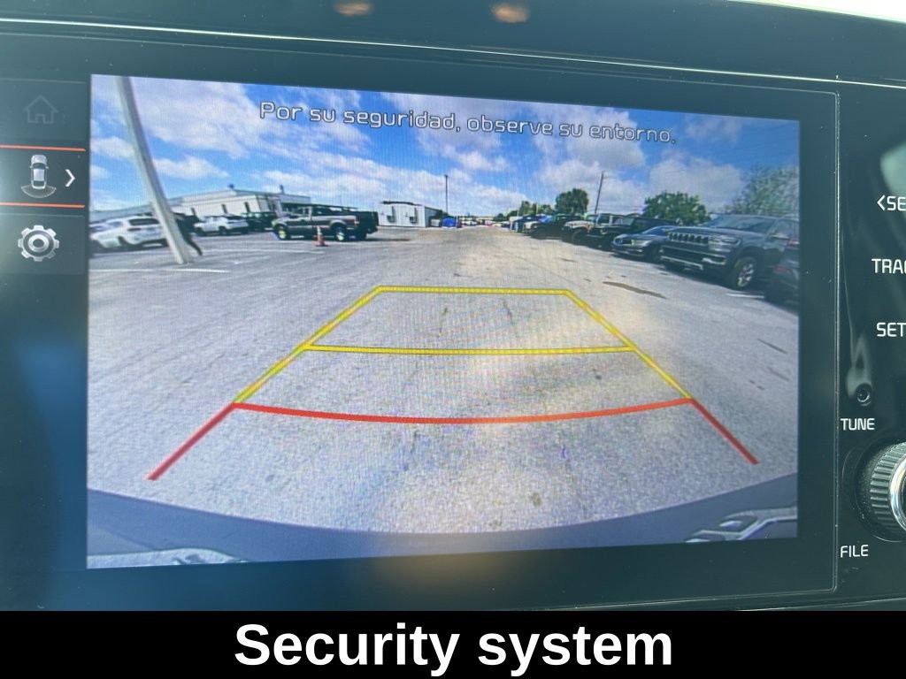 Used 2023 Kia Sportage LX image 15