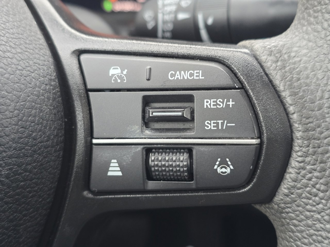 Certified 2023 Honda Accord EX image 32