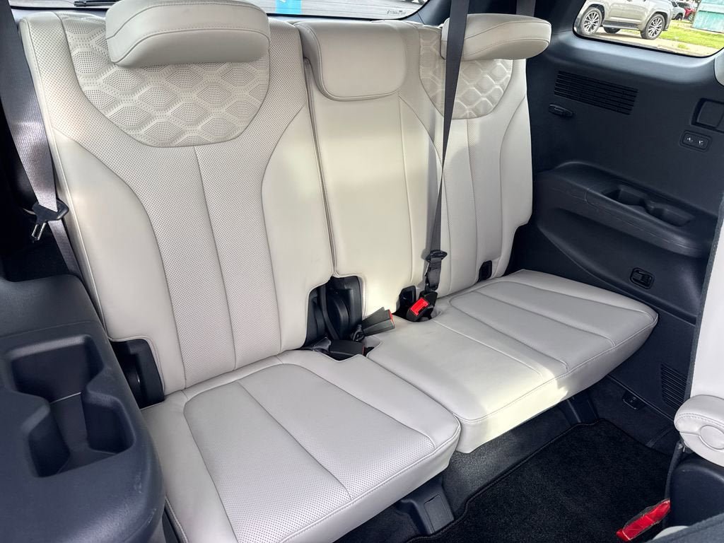 Used 2022 Hyundai Palisade Calligraphy w/ Cargo Package AWD/4WD image 12