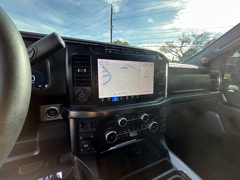 Used 2024 Ford F250 Lariat w/ Lariat Ultimate Package AWD/4WD image 13