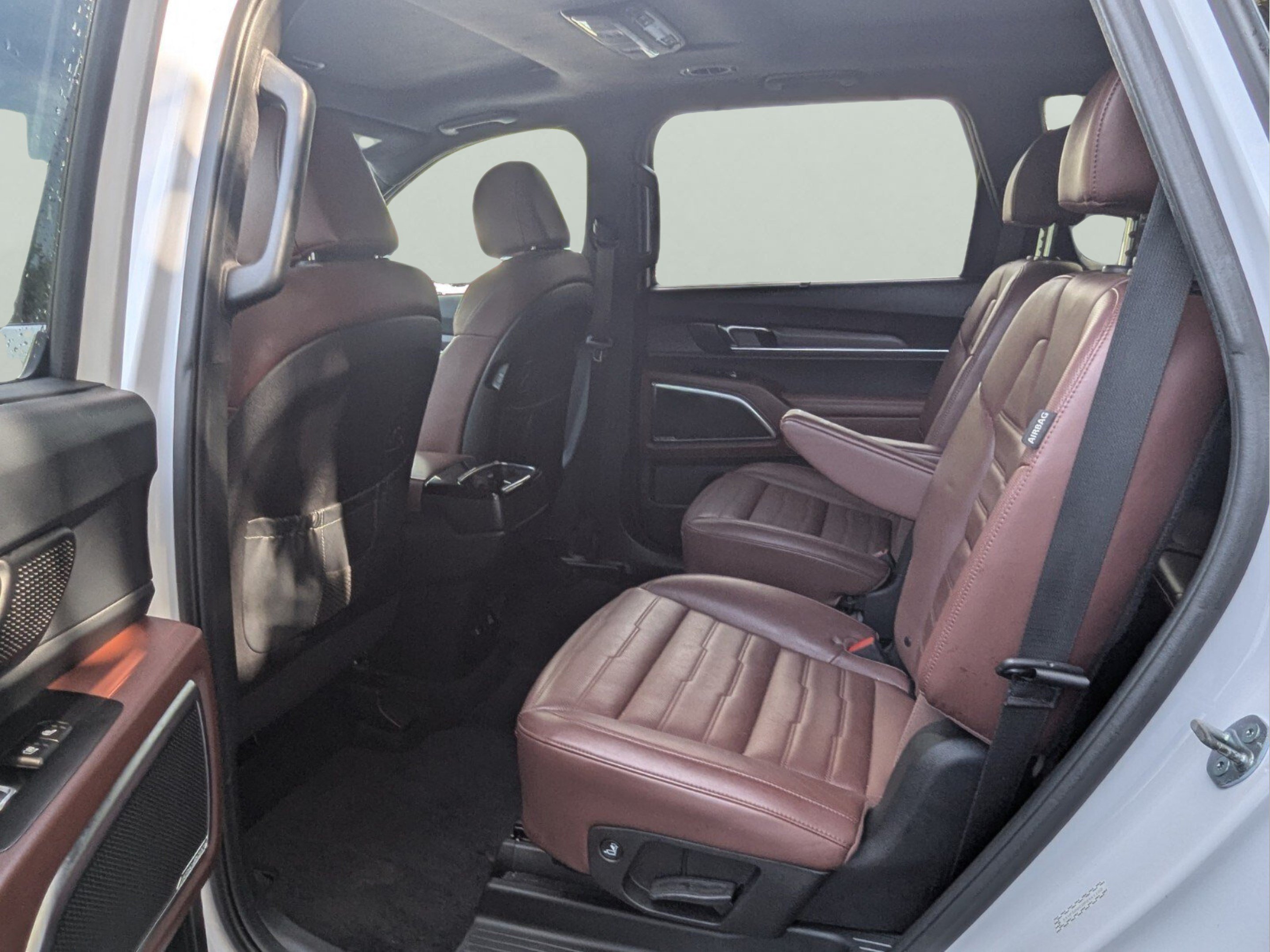 Certified 2024 Kia Telluride SX Prestige AWD/4WD image 29
