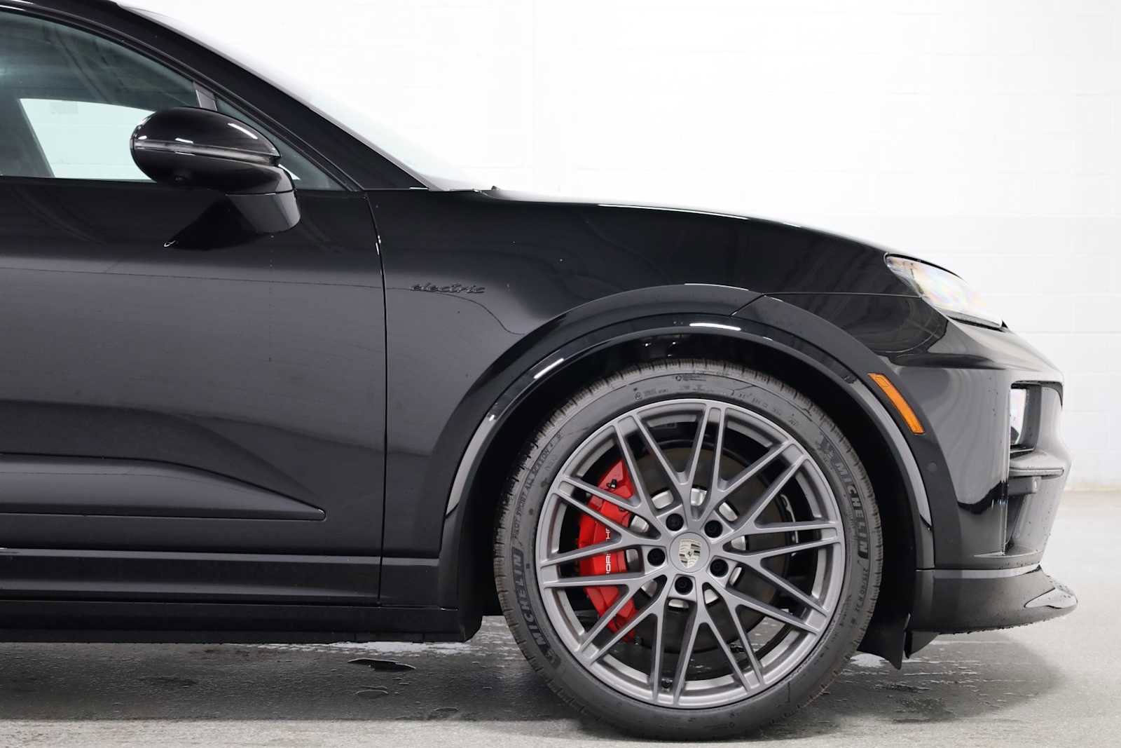 New 2025 Porsche Macan Turbo Electric image 11