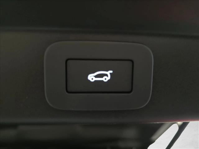New 2026 Land Rover Range Rover Sport Dynamic SE AWD/4WD image 14