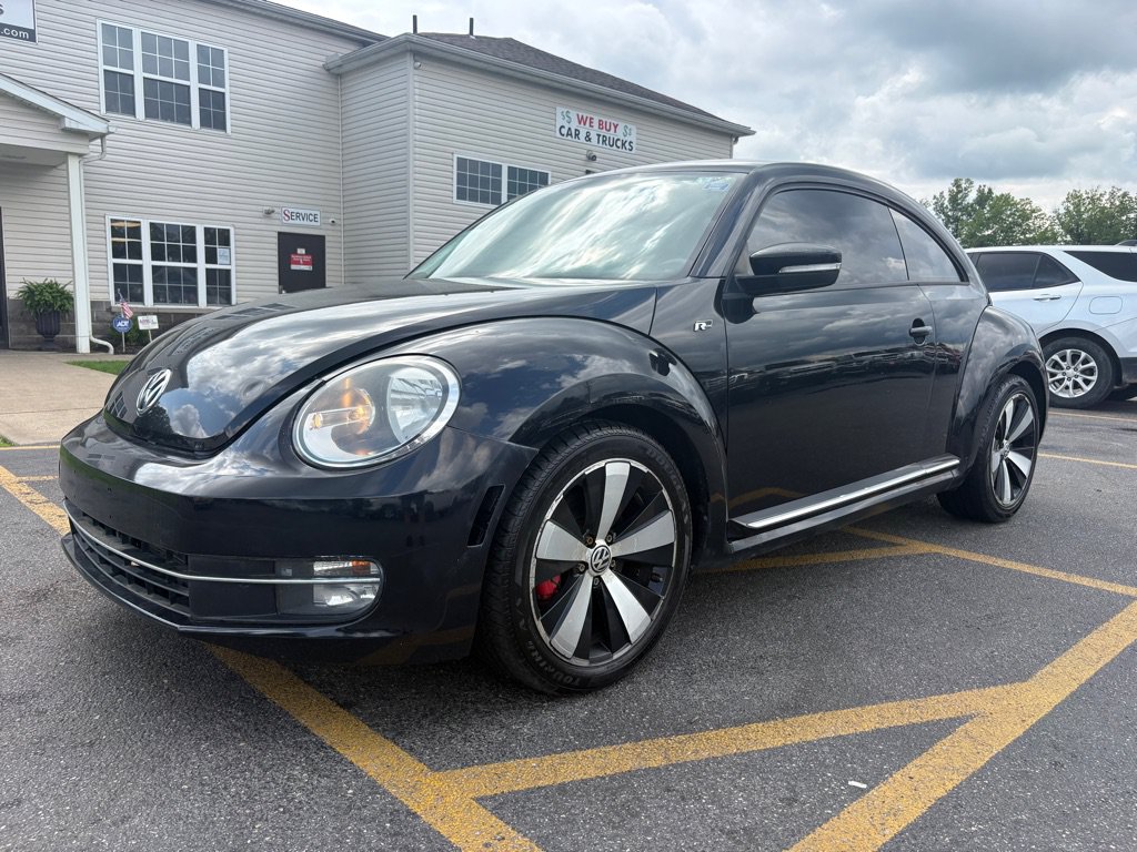 Used 2015 Volkswagen Beetle R-Line FWD image 2