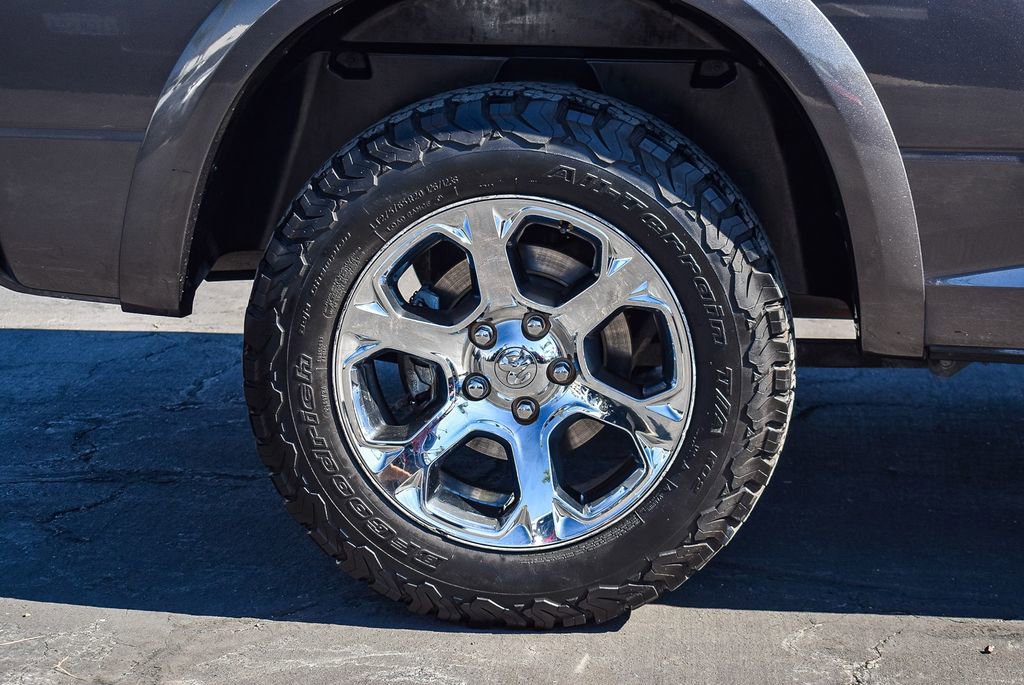Used 2018 RAM 1500 Laramie w/ Convenience Group image 11