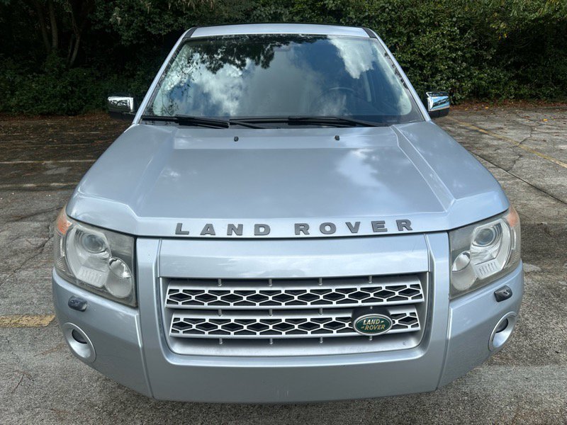 Used 2008 Land Rover LR2 SE image 10