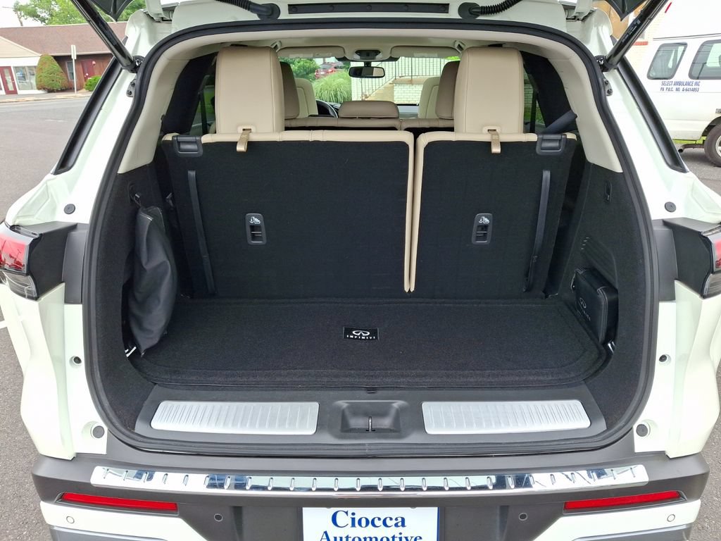 Used 2022 INFINITI QX60 Luxe w/ Cargo Package AWD/4WD image 30