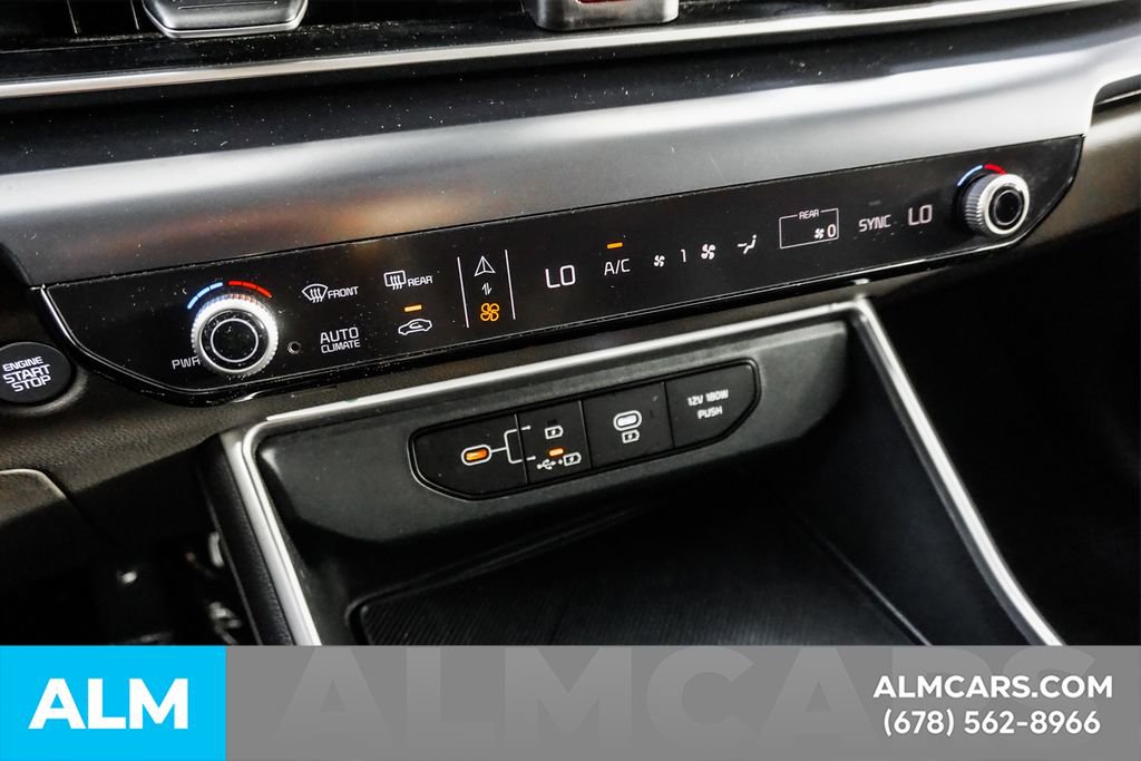 Used 2025 Kia Carnival FWD image 42