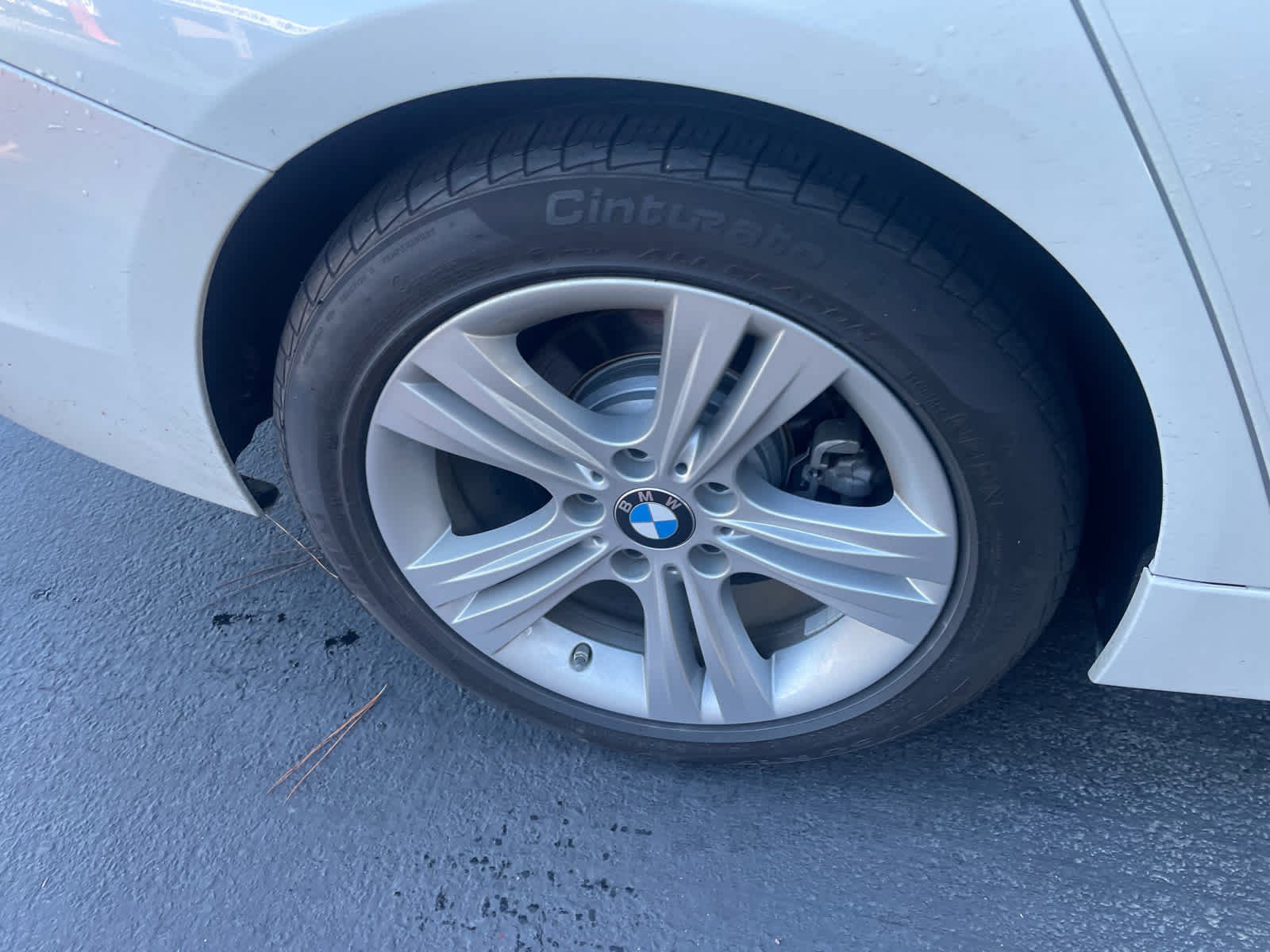 Used 2018 BMW 330i Sedan w/ Convenience Package image 11