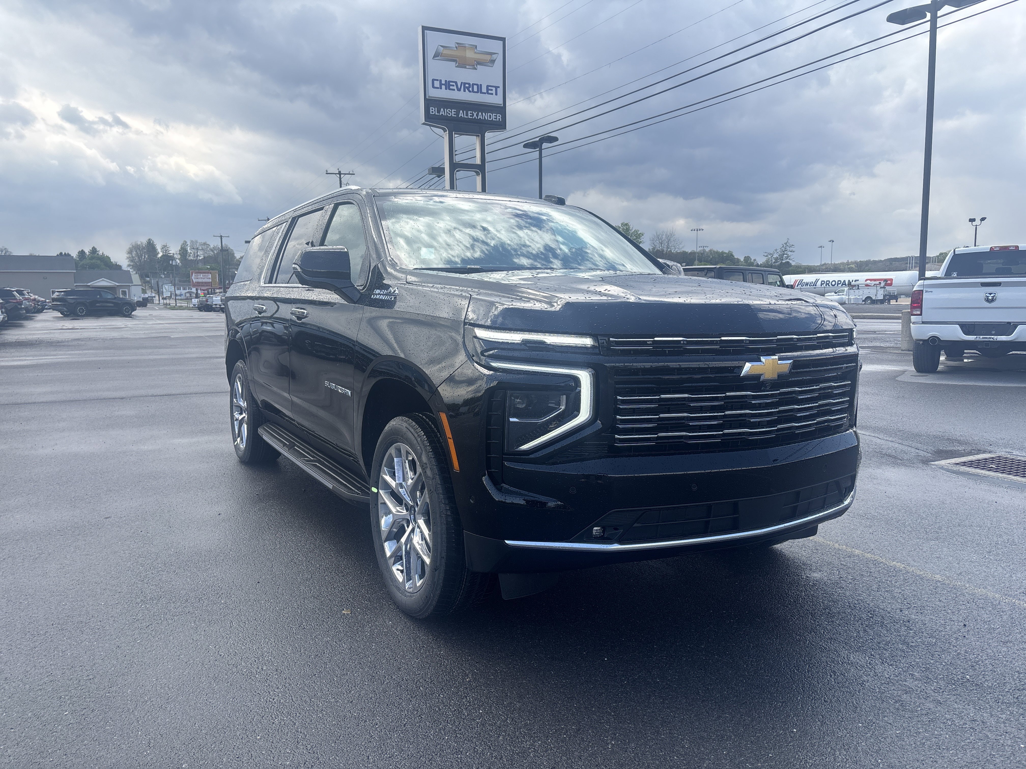 New 2026 Chevrolet Suburban High Country w/ Sun And Tow Package