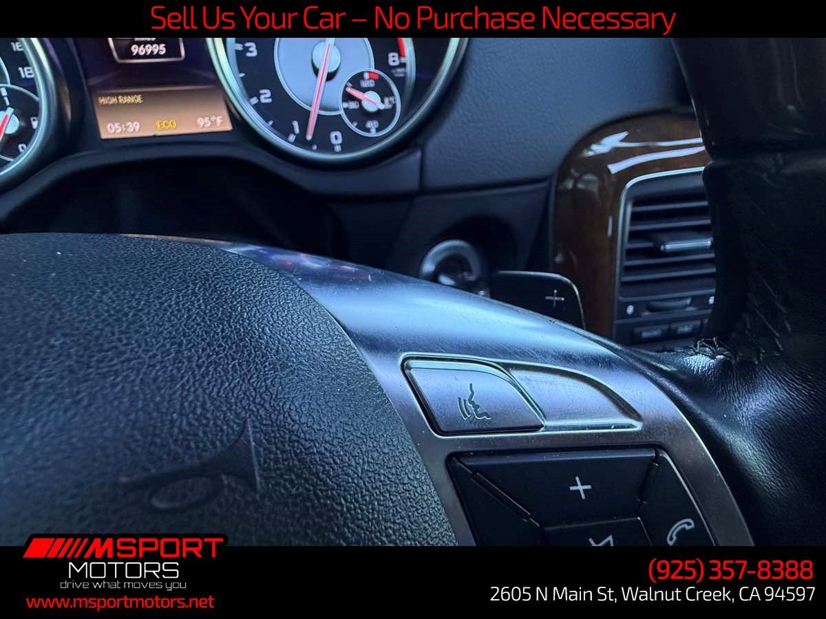 Used 2013 Mercedes-Benz G 63 AMG 4MATIC image 17